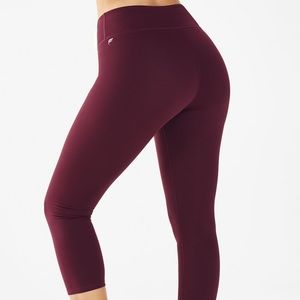Maroon Fabletics Maroon Powerhold crop pants-XL